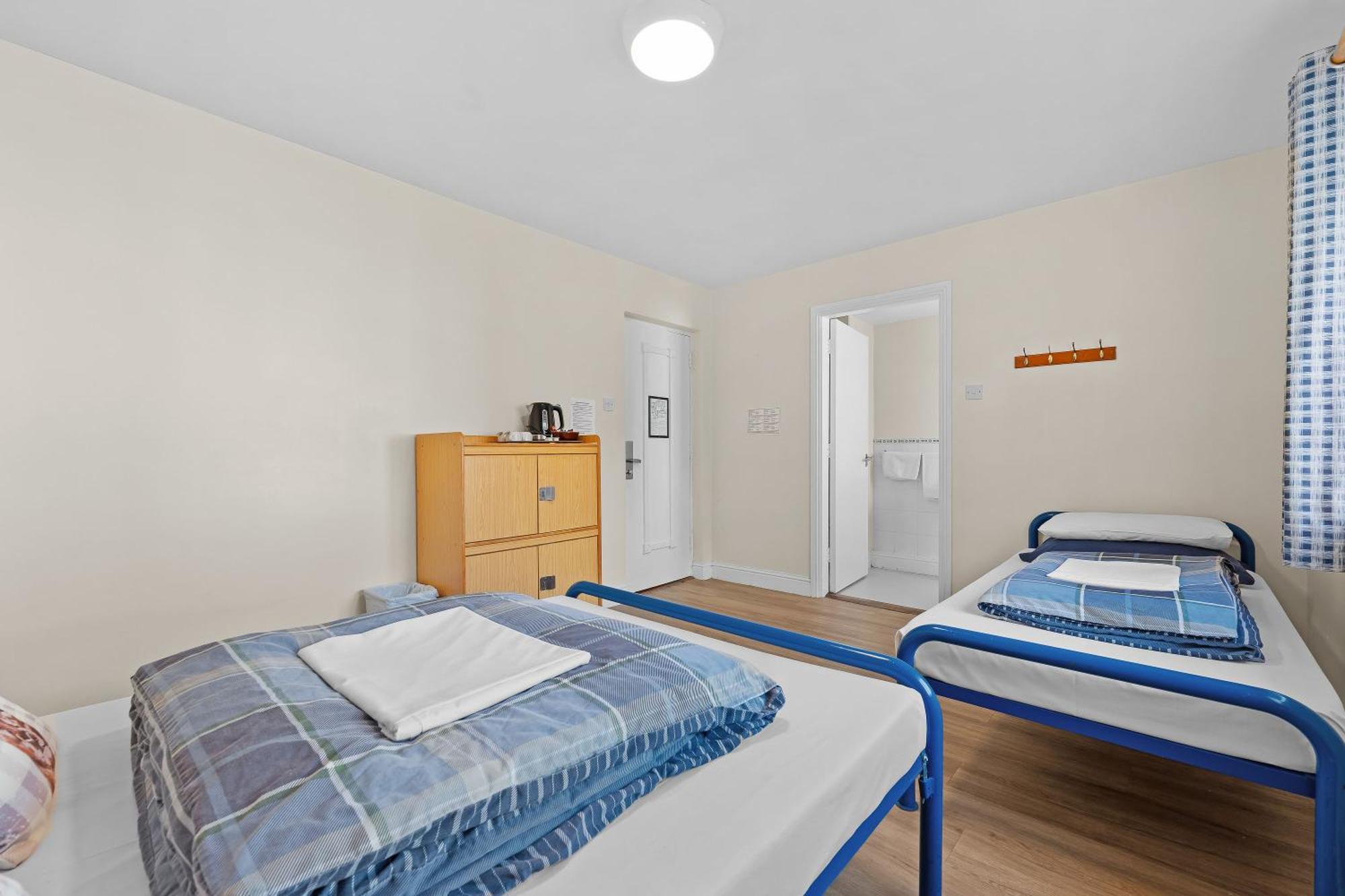 Glendalough International Youth Hostel Laragh Bagian luar foto