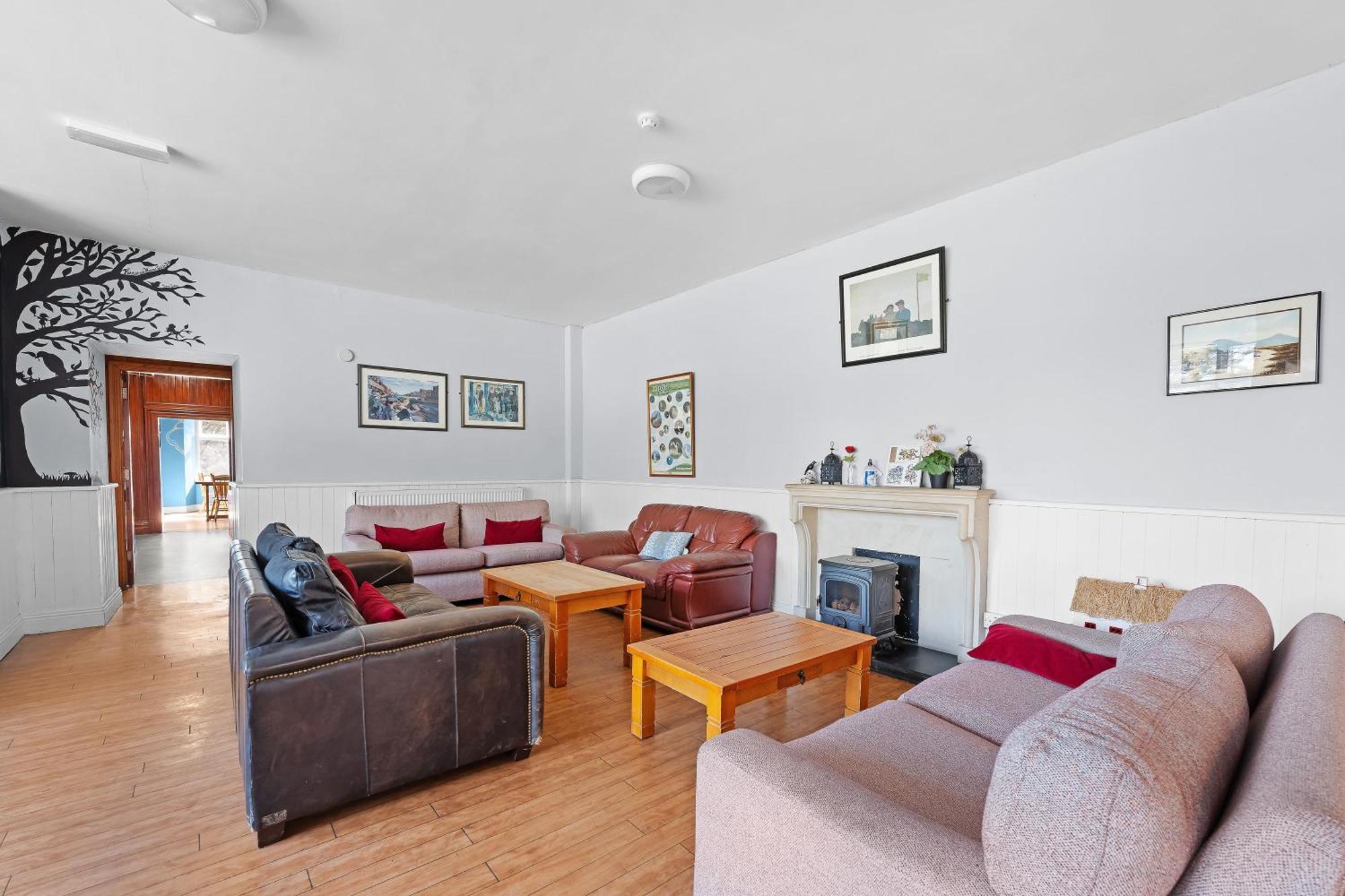 Glendalough International Youth Hostel Laragh Bagian luar foto
